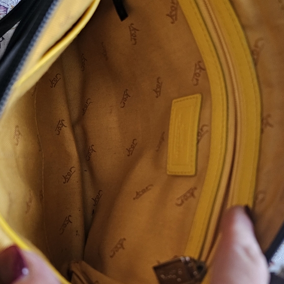 Purse - Picture 11 of 12